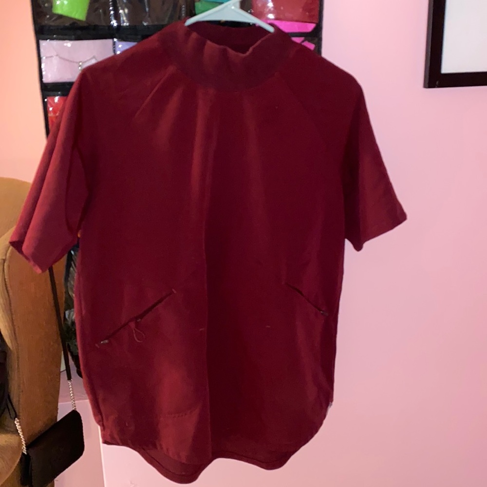 Figs scrub top